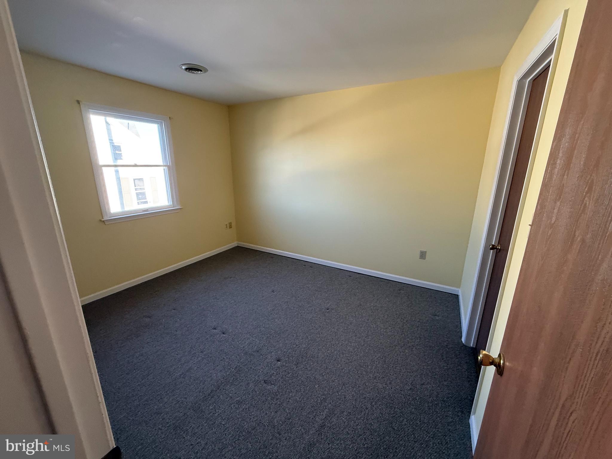 101 B Washington Street Shillington, PA 19607 - Photo 6 of 11 Bedroom 1