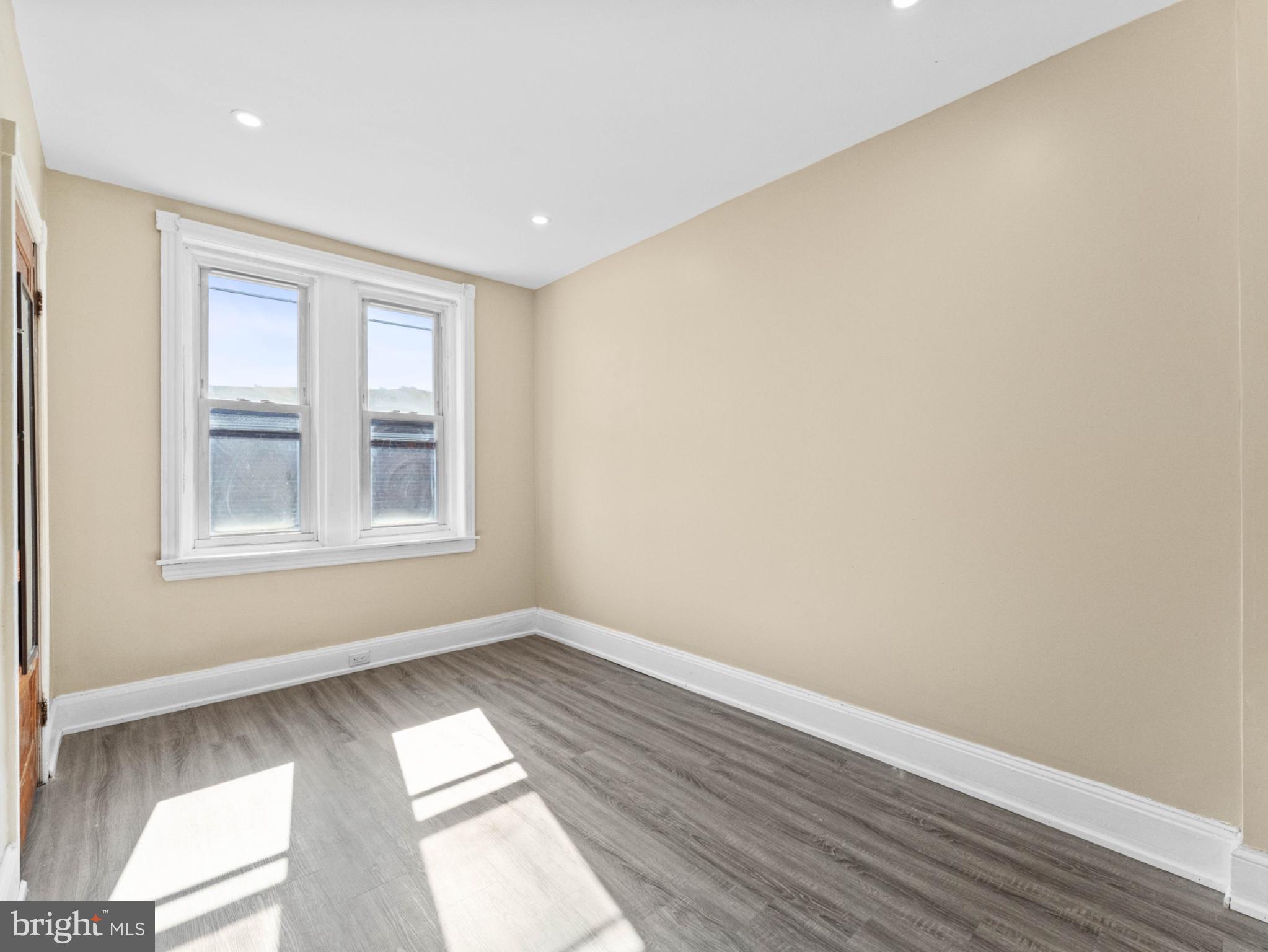 1688 Fillmore Street Philadelphia, PA 19124 - Photo 11 of 20 Bright and airy blank canvas space.