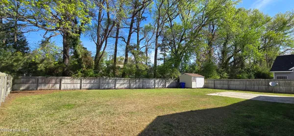 $369,000 | 3648 Thornbrook Drive, Greenville, NC 27834