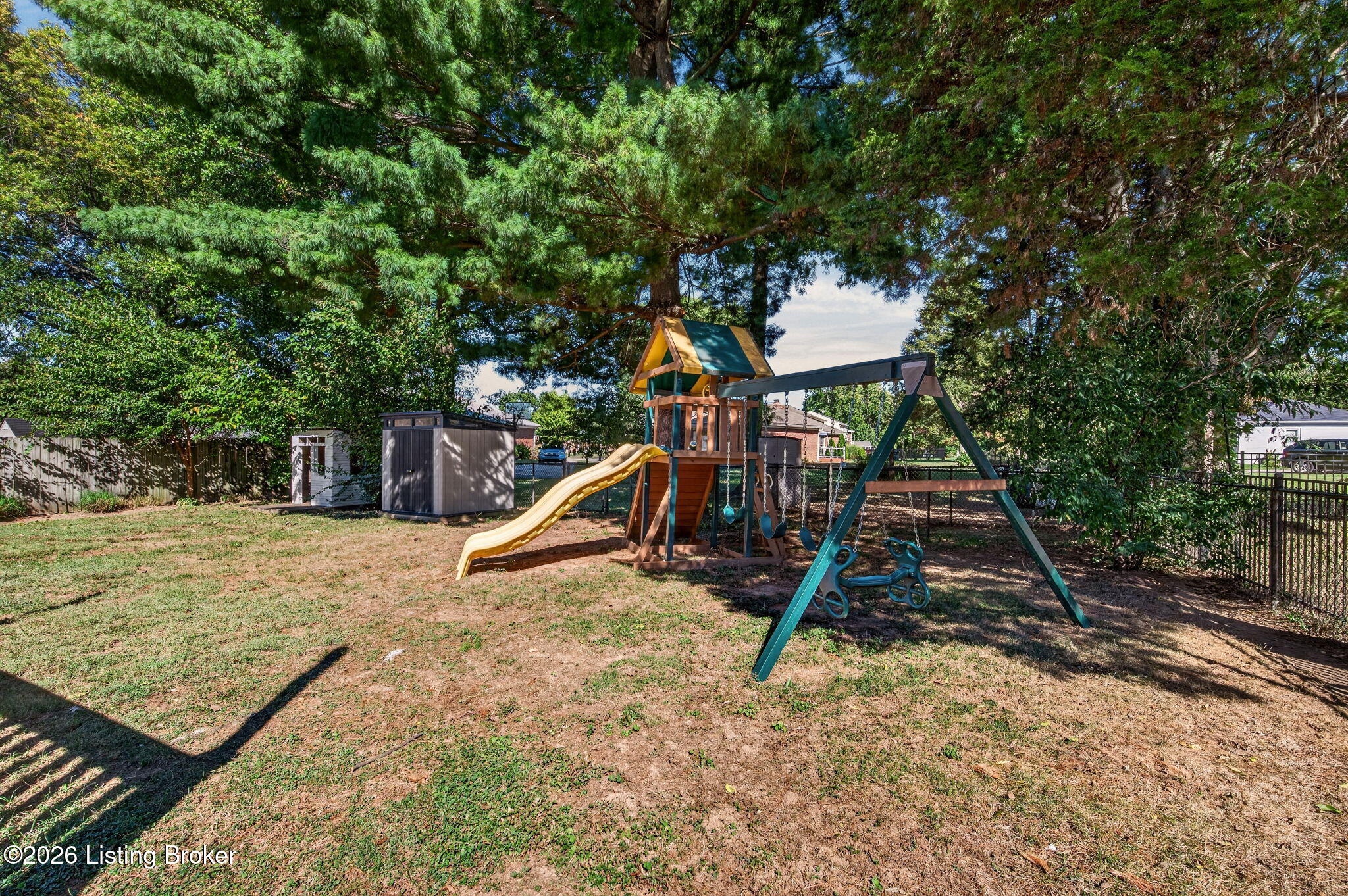 513 Moser Road Louisville, KY 40243 - Photo 41 of 44 Amazing Playset