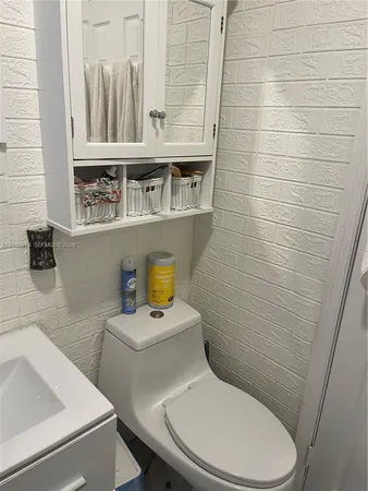 $599,999 | 7130 Northwest 21st Court, Miami, FL 33147