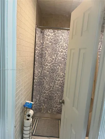 $599,999 | 7130 Northwest 21st Court, Miami, FL 33147