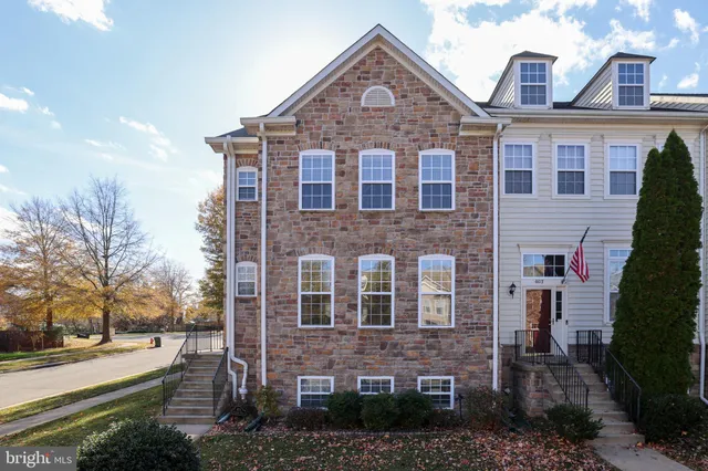 $3,500 | 401 Yorkshire Ridge Court, Purcellville, VA 20132