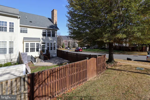 $3,500 | 401 Yorkshire Ridge Court, Purcellville, VA 20132