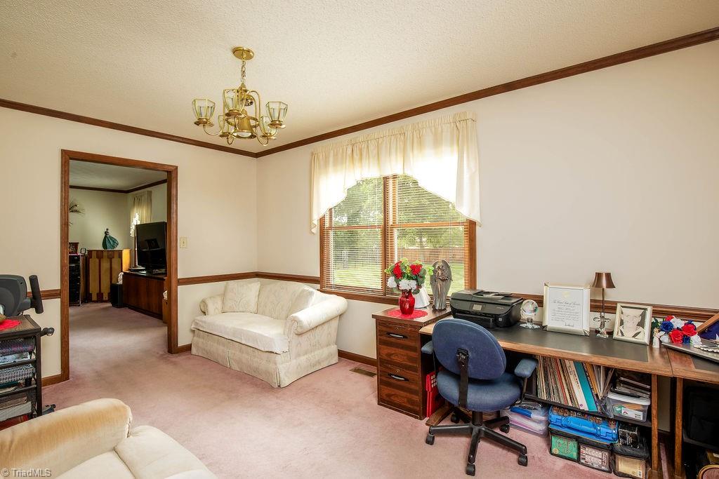 423 Walnut Grove Road Archdale, NC 27263 - Photo 8 of 25