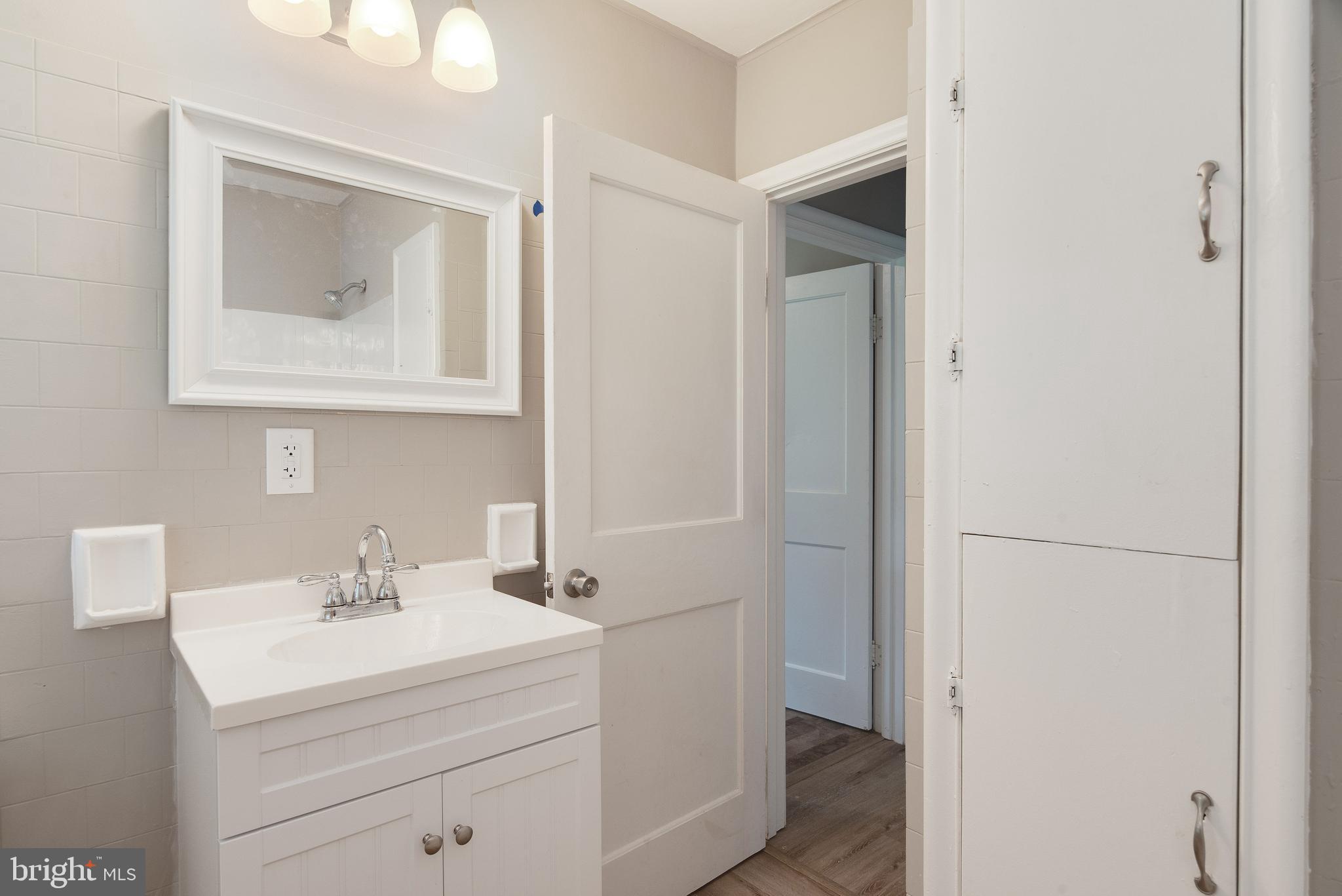 406 Summit Avenue Reading, PA 19607 - Photo 11 of 26 Gallery Image 11