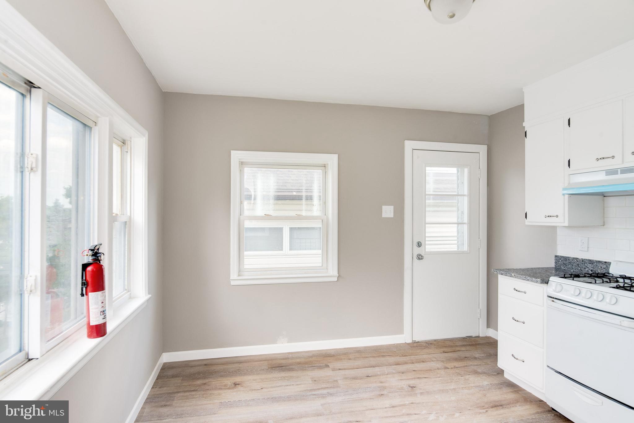 406 Summit Avenue Reading, PA 19607 - Photo 6 of 26 Gallery Image 6