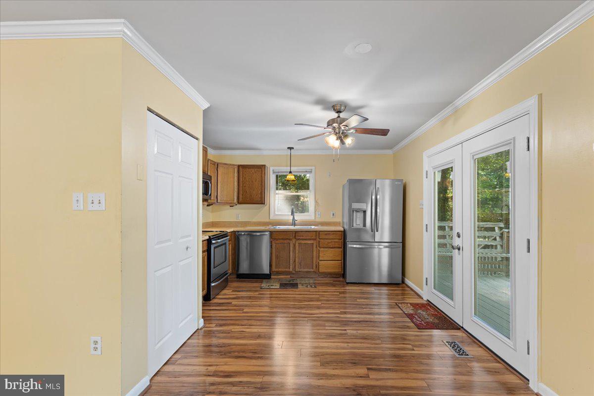 869 Plains Road Lusby, MD 20657 - Photo 11 of 35 kitchen