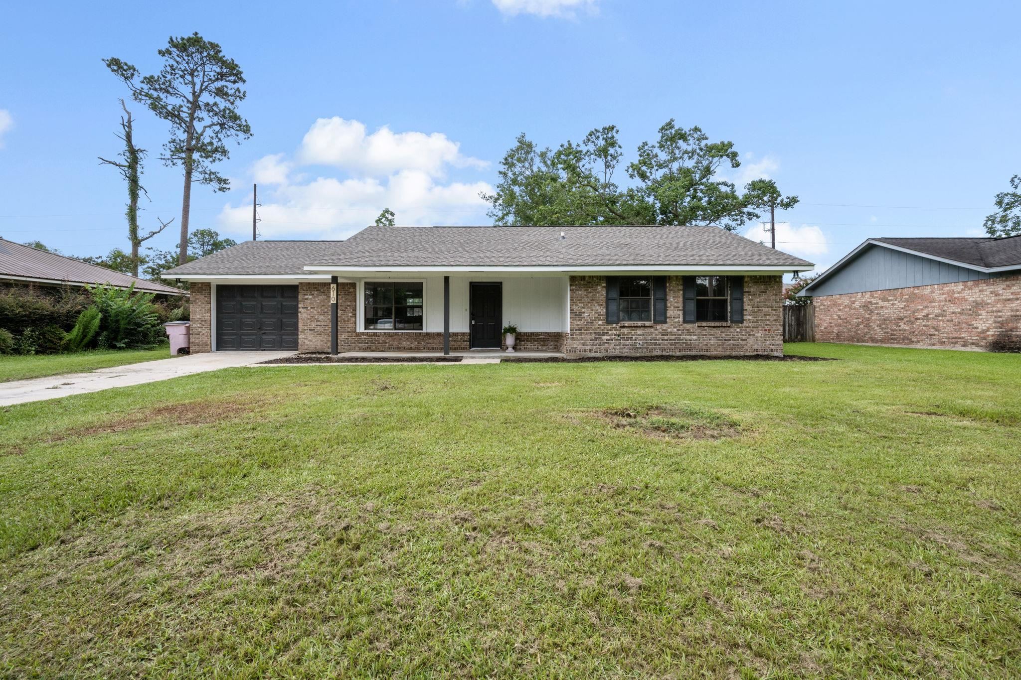 610 East Gate Circle Foley, AL 36535 - Photo 32 of 34