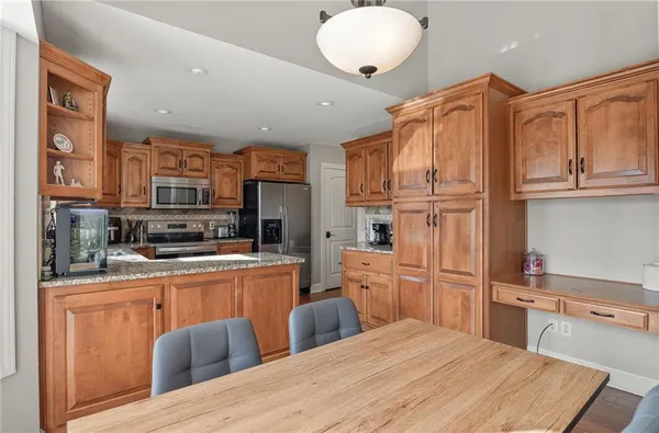 $519,000 | 4704 Donnelly Drive, St. Joseph, MO 64506