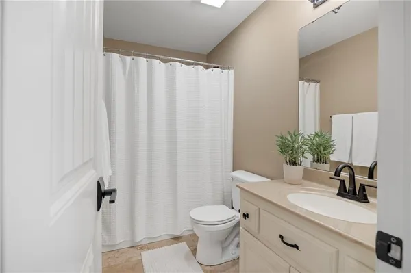 $519,000 | 4704 Donnelly Drive, St. Joseph, MO 64506