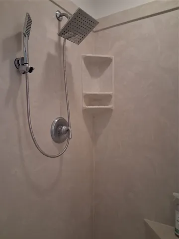 $420,000 | 913 Cherry Hills Drive, Huntsville, TX 77340