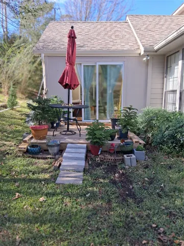 $420,000 | 913 Cherry Hills Drive, Huntsville, TX 77340