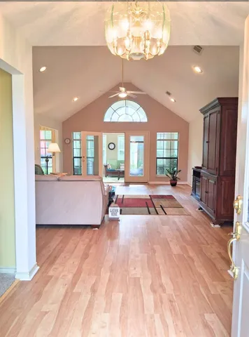 $420,000 | 913 Cherry Hills Drive, Huntsville, TX 77340