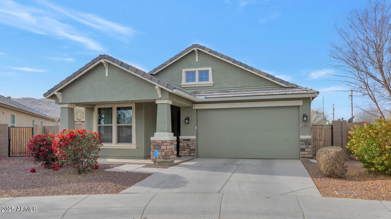 2405 East Beverly Road Phoenix, AZ 85042 - Photo 5 of 31 2405 E Beverly Rd-large-005-008-2405 E B