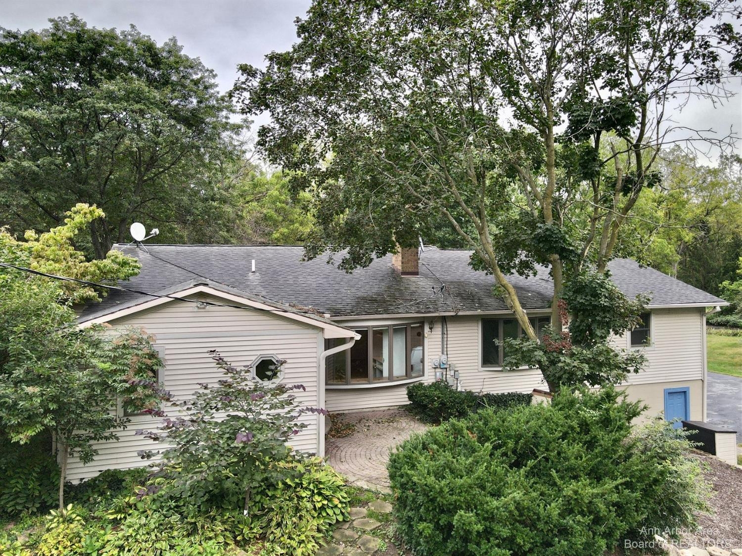 8472 Crane Road Milan, MI 48160 - Photo 2 of 41 Photo 2