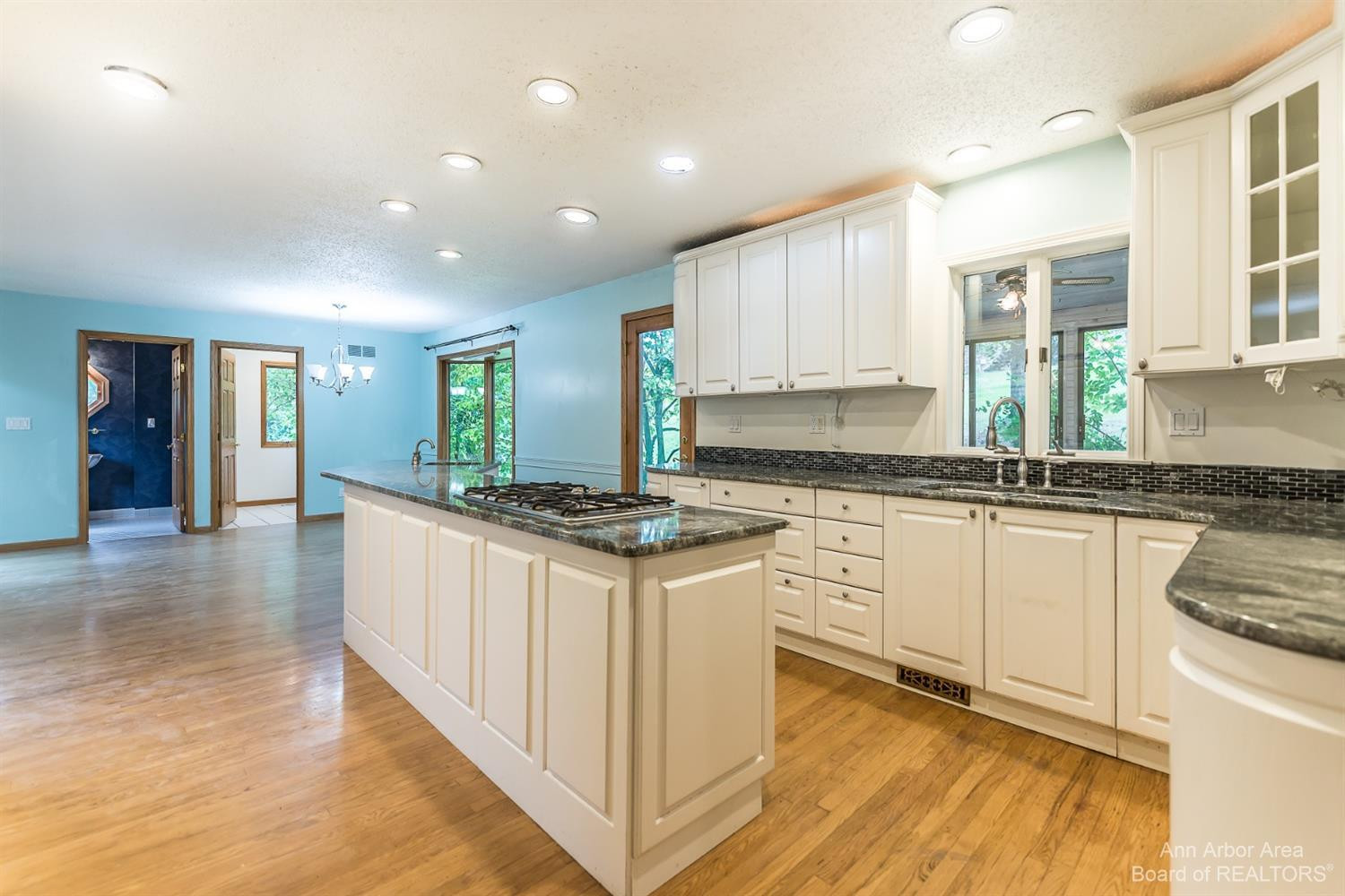 8472 Crane Road Milan, MI 48160 - Photo 3 of 41 Photo 3