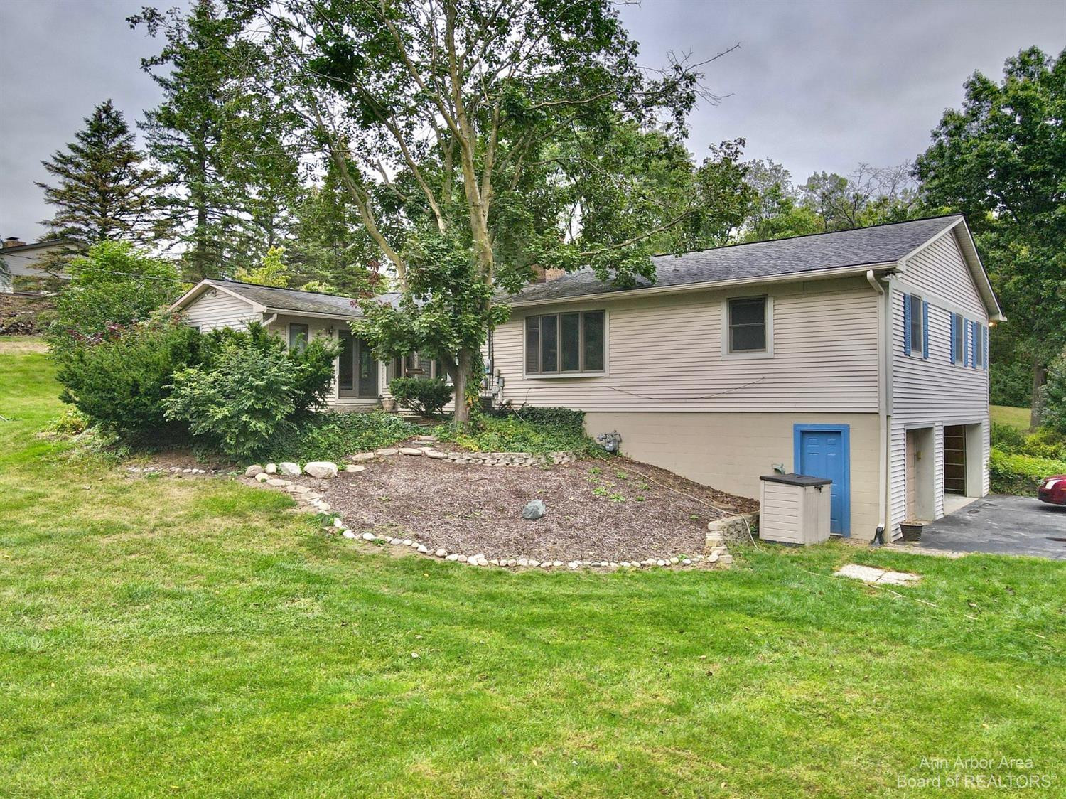 8472 Crane Road Milan, MI 48160 - Photo 34 of 41 Photo 34