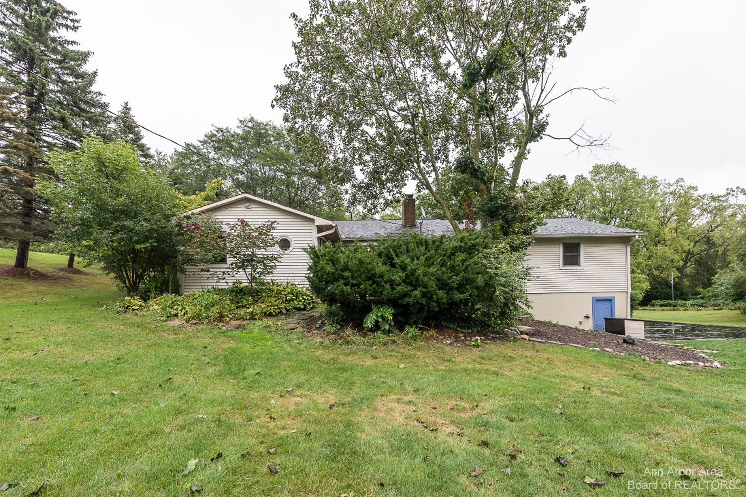 8472 Crane Road Milan, MI 48160 - Photo 35 of 41 Photo 35