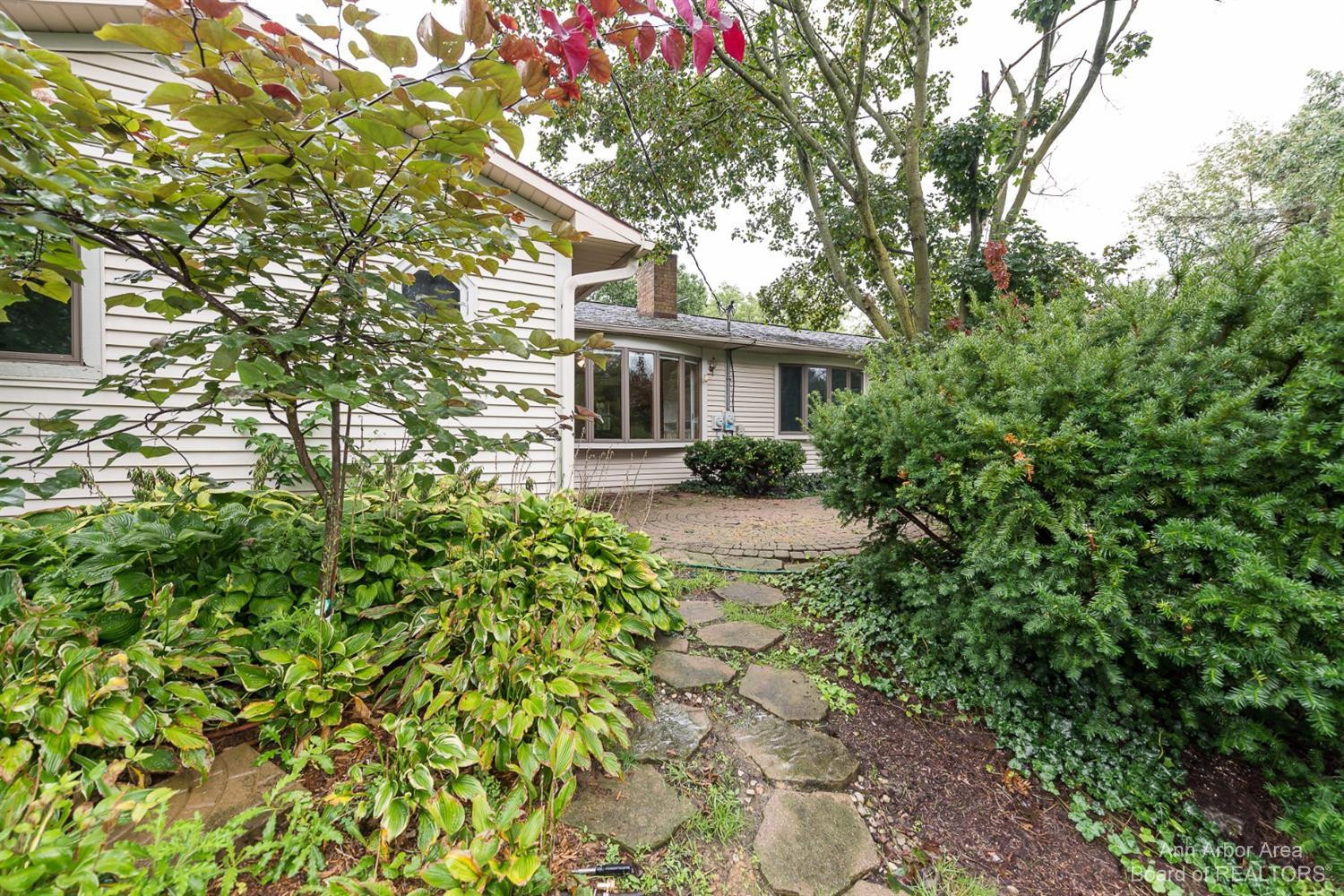 8472 Crane Road Milan, MI 48160 - Photo 36 of 41 Photo 36