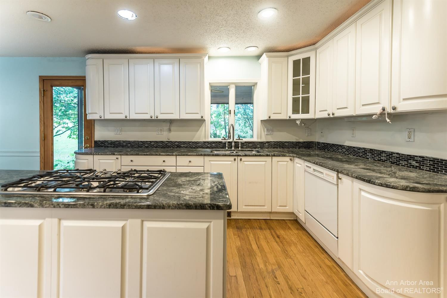 8472 Crane Road Milan, MI 48160 - Photo 8 of 41 Photo 8