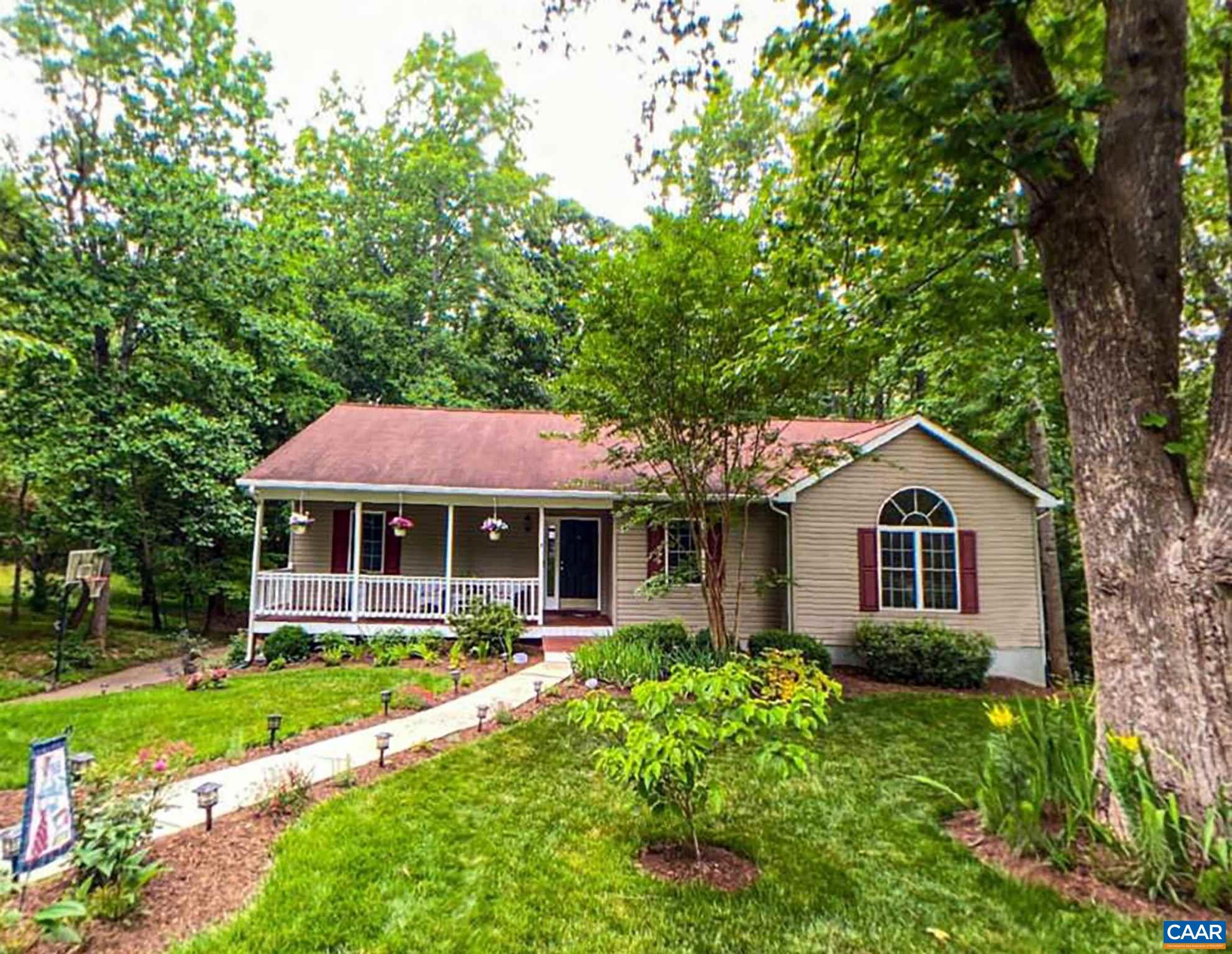 5 Oak Grove Road Palmyra, VA 22963 - Photo 1 of 31 Gallery Image 1
