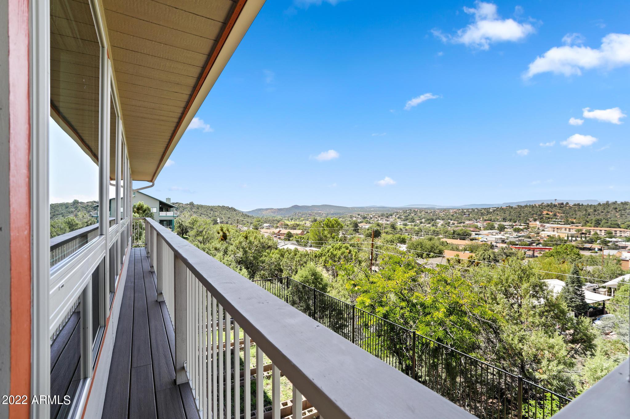 212 East Ridge Lane Payson, AZ 85541 - Photo 20 of 42 212 P19 Walkway