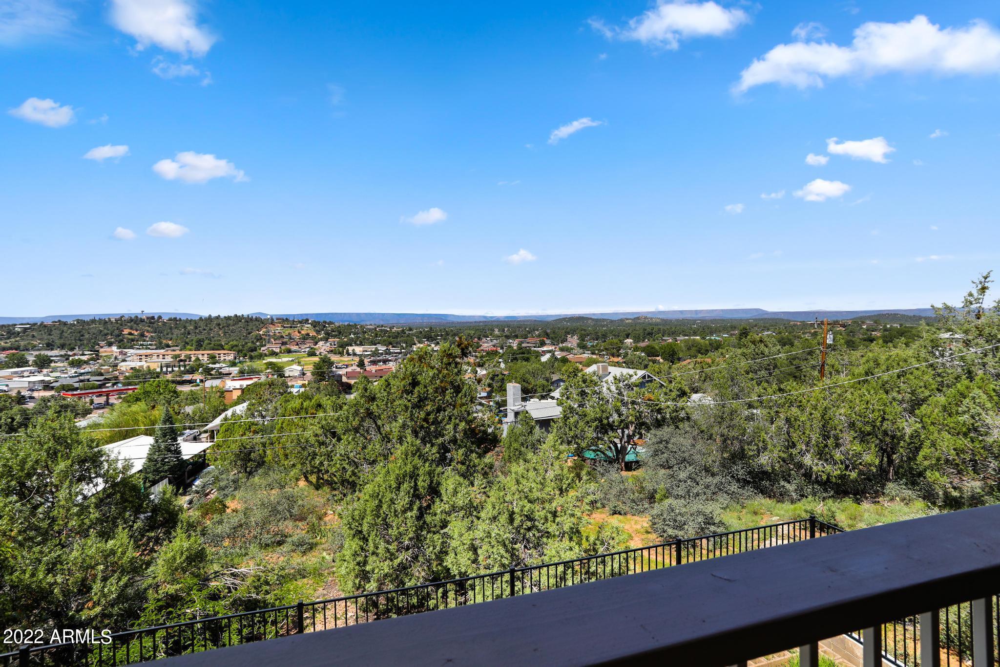 212 East Ridge Lane Payson, AZ 85541 - Photo 21 of 42 212 P20 View From Walkway