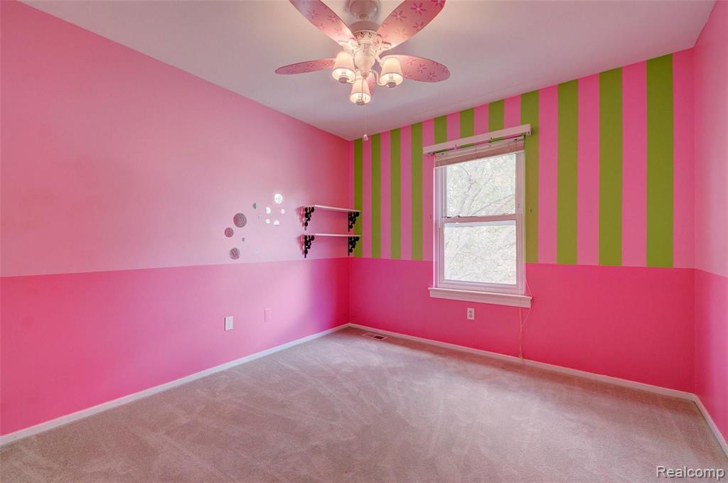1195 Paddington Road Canton, MI 48187 - Photo 25 of 38