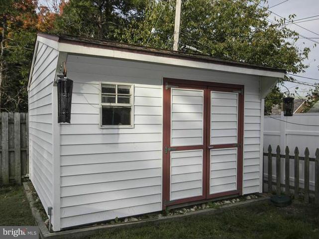 3032 Dunleer Road Baltimore, MD 21222 - Photo 26 of 29 Storage shed in Fen Back Yard