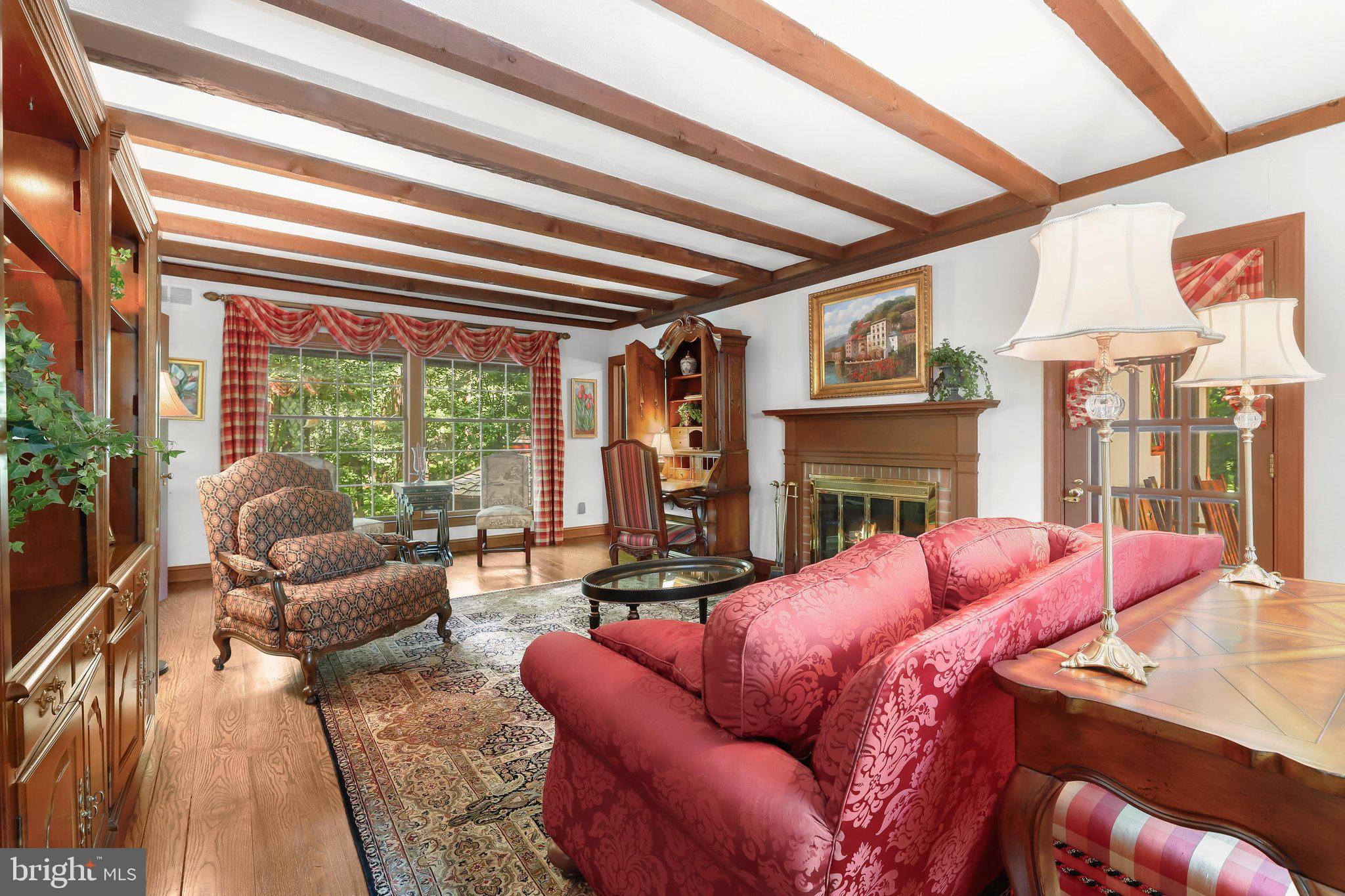 3903 Dance Mill Road Phoenix, MD 21131 - Photo 7 of 79 Hardwood Floors - Exposed Beams
