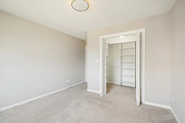 $165,000 | 266 12th Street, Unit 3A, Wheeling, IL 60090