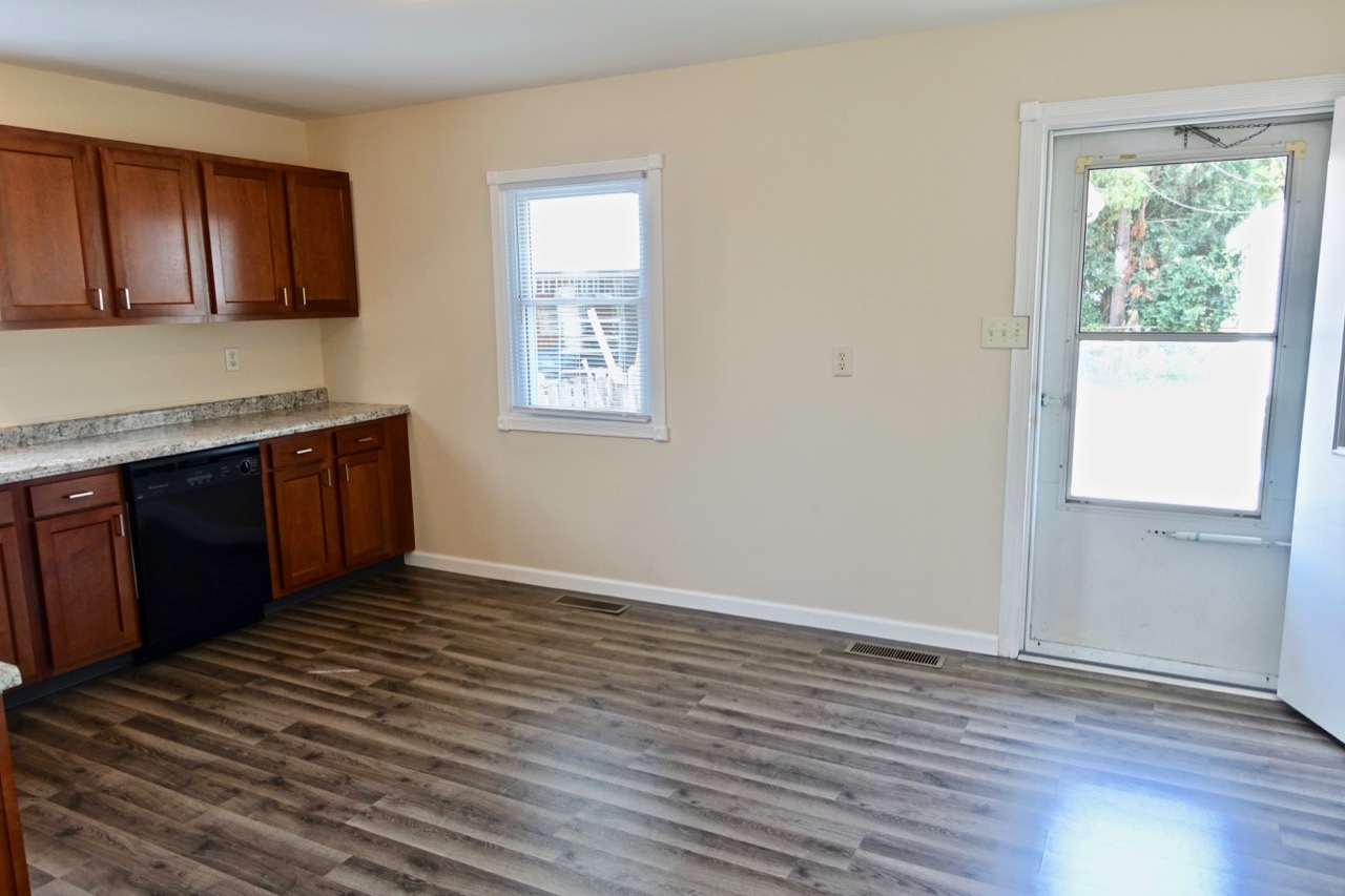 111 North Ridge Road Muncie, IN 47304 - Photo 10 of 25 Gallery Image 10