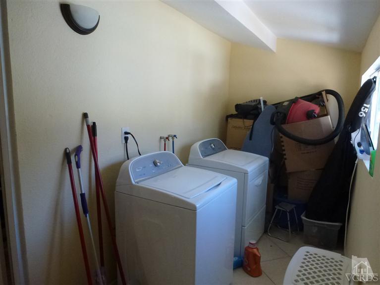 4591 Apricot Road Simi Valley, CA 93063 - Photo 7 of 15 a utility room with dryer and washer