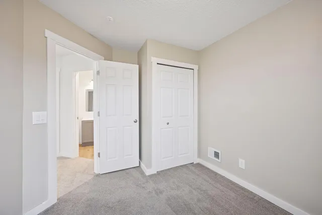 $525,000 | 3775 Kalland Avenue Northeast, St. Michael, MN 55376