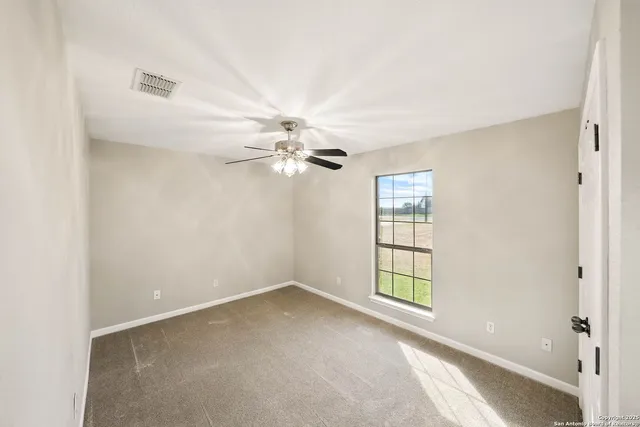 $689,900 | 3362 Abbott Road, St. Hedwig, TX 78152