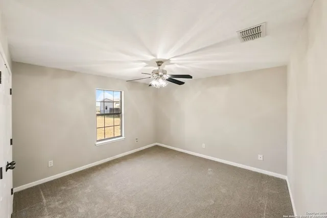 $689,900 | 3362 Abbott Road, St. Hedwig, TX 78152