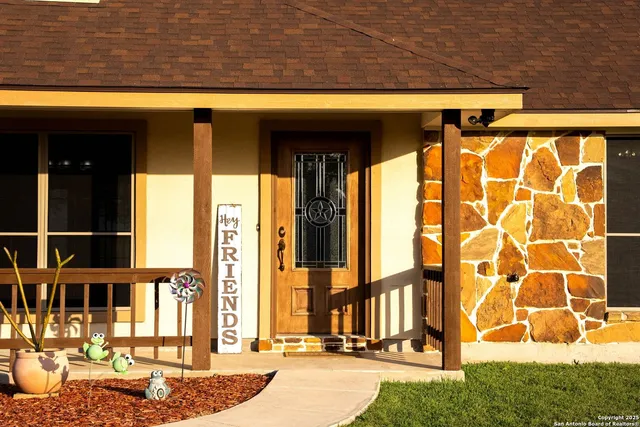 $689,900 | 3362 Abbott Road, St. Hedwig, TX 78152