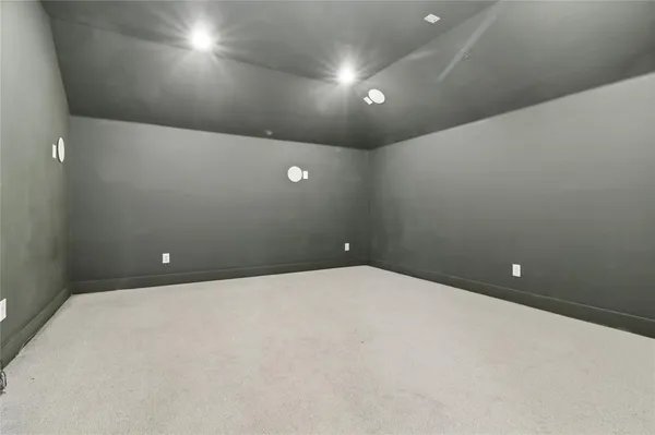 $680,000 | 203 Lennon Drive, Hickory Creek, TX 75065