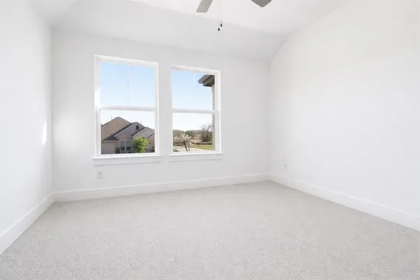 $680,000 | 203 Lennon Drive, Hickory Creek, TX 75065