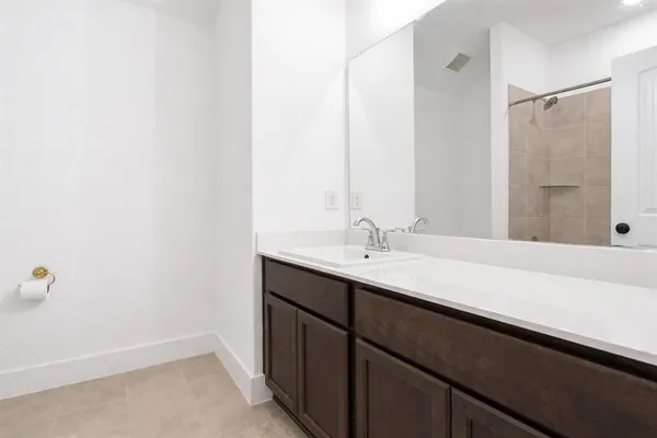 $680,000 | 203 Lennon Drive, Hickory Creek, TX 75065