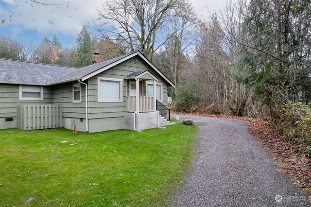 $550,000 | 8640 Highway 303, Bremerton, WA 98311