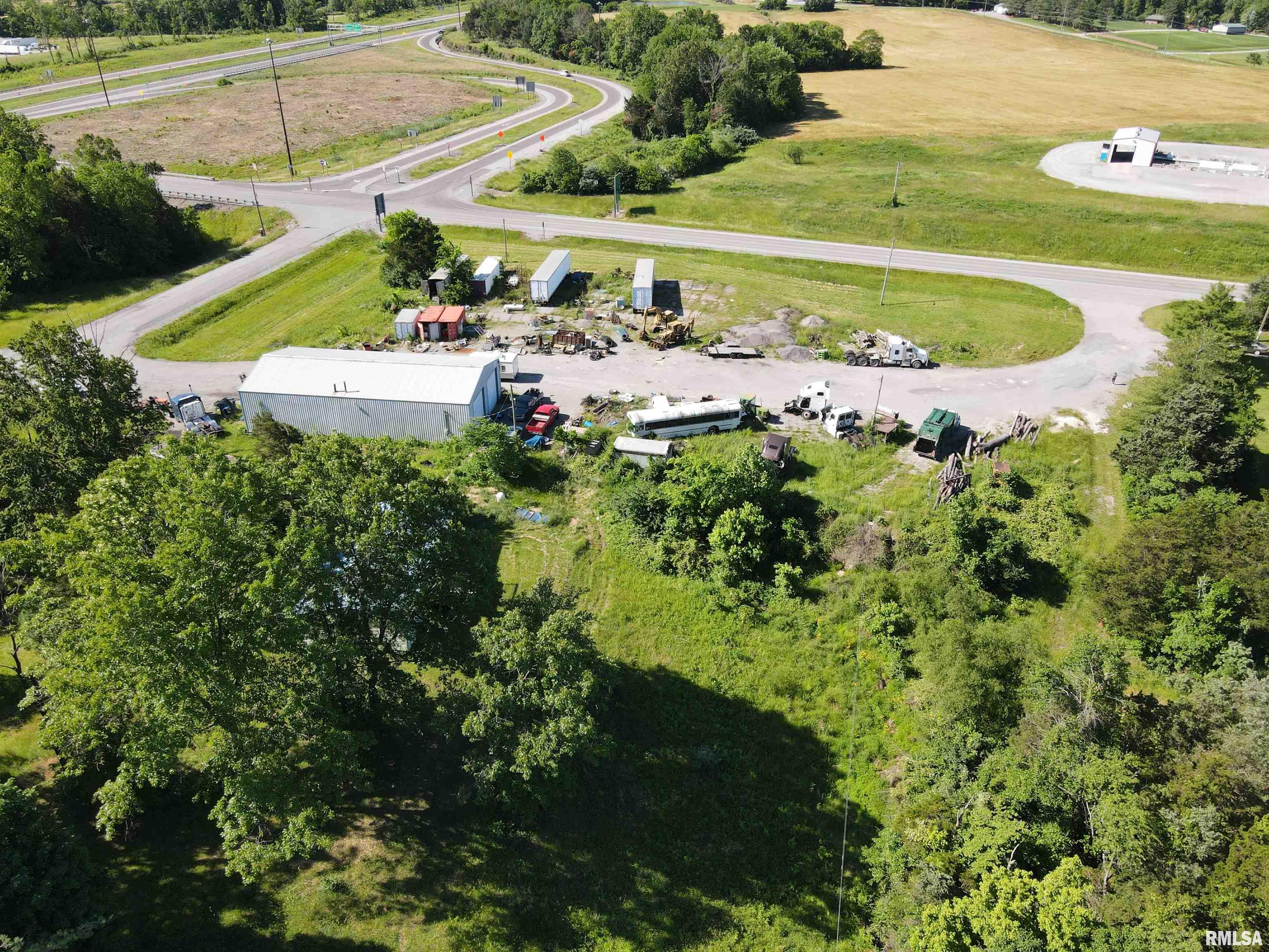 1921 Grange Hall Road Marion, IL 62959 - Photo 9 of 20