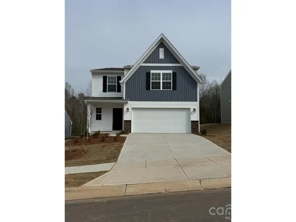 a house view with a outdoor space