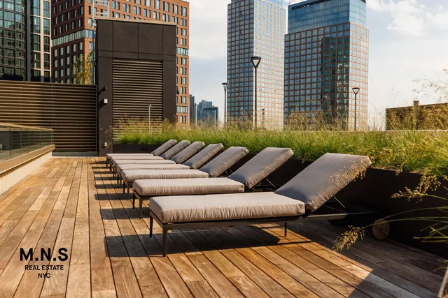 $4,615 | 65 Dupont Street, Unit 234 | Greenpoint