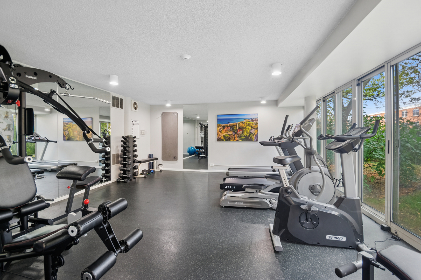 2555 Gross Point Road, Unit 112 Evanston, IL 60201 - Photo 18 of 21
