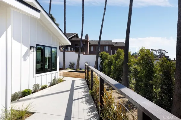 $3,995,000 | 149 Avenida De La Paz, San Clemente, CA 92672