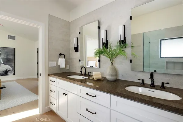 $3,995,000 | 149 Avenida De La Paz, San Clemente, CA 92672