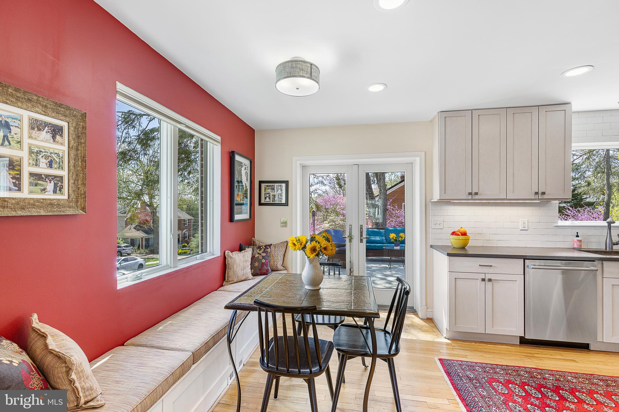 6492 Little Falls Road Arlington, VA 22213 - Photo 8 of 45 Built-in banquette seating, so smart