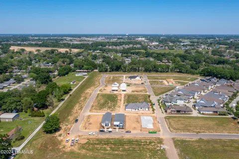 $98,900 | 608 Traditions Drive, Lafayette, LA 70508